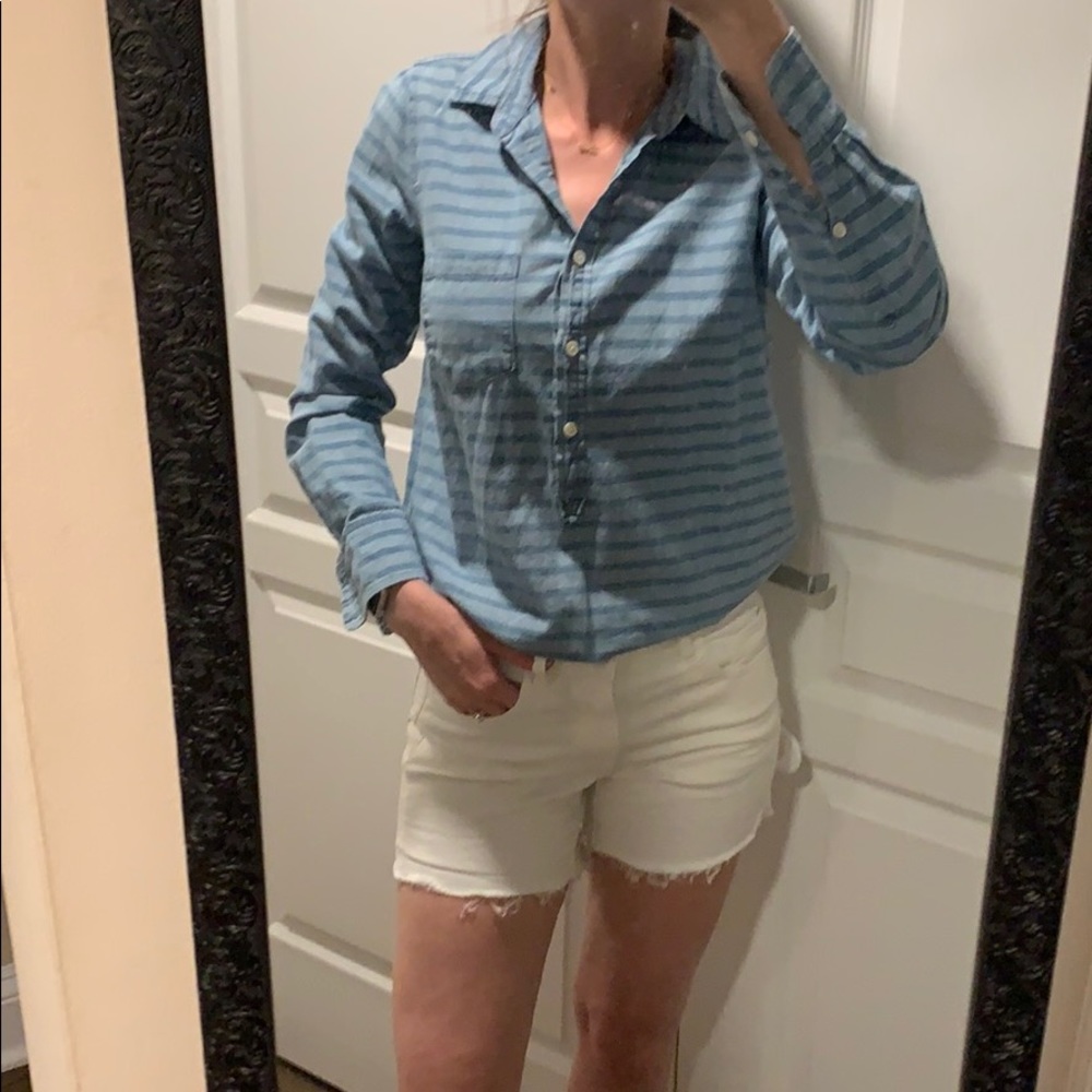 Long sleeve chambray top